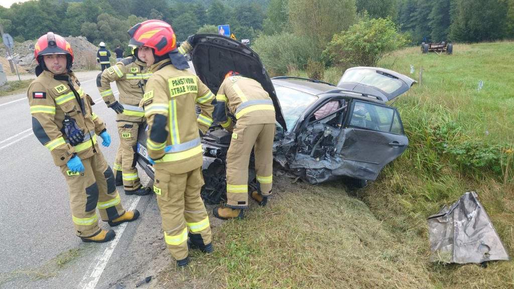 Zderzenie osobówki z samochodem ciężarowym 16.08.
