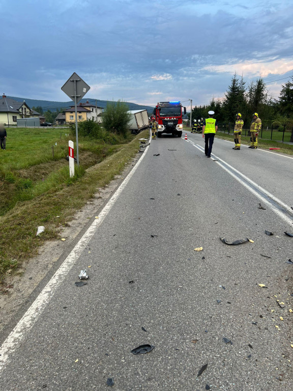 Zderzenie osobówki z samochodem ciężarowym 16.08.