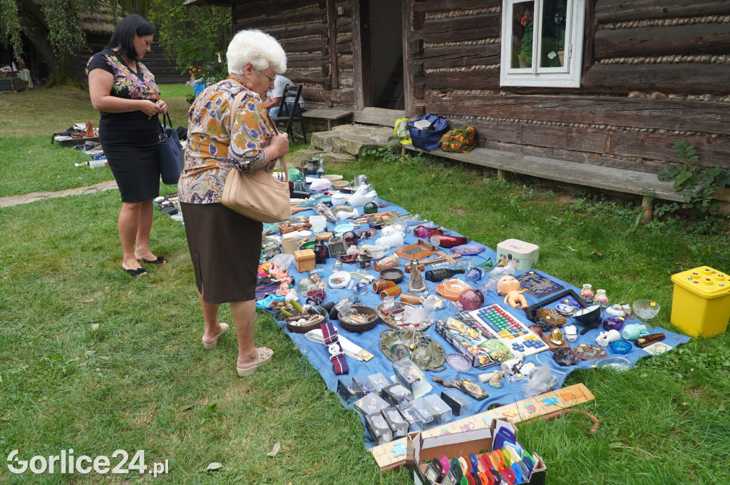 Pogórzańskie Targowisko Staroci w Szymbarku
