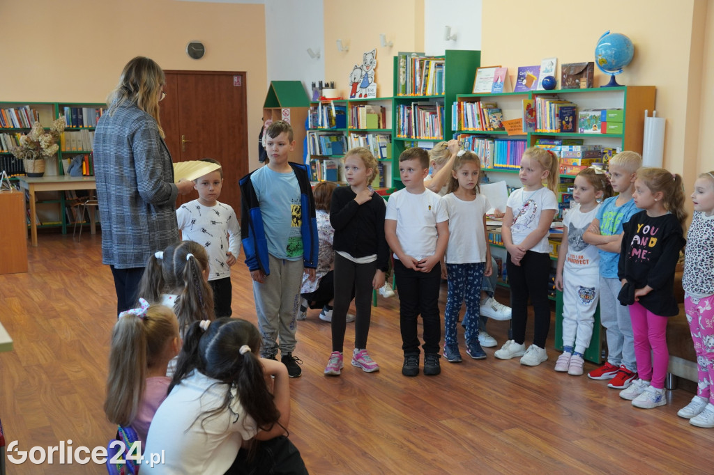 Pasowanie na czytelnika w Bibliotece 17.09