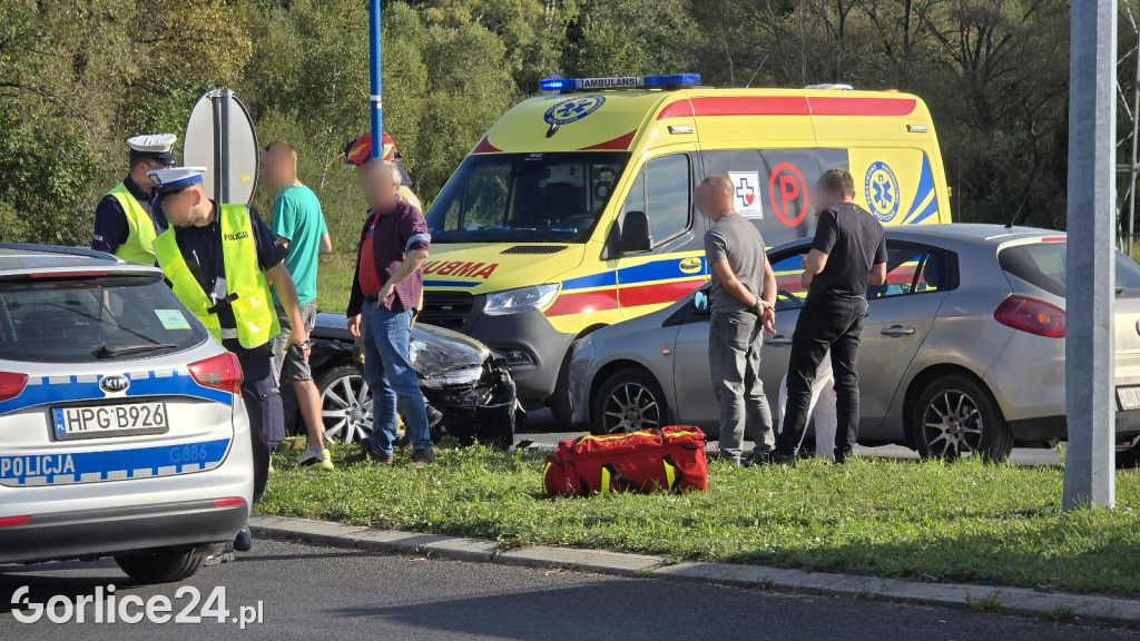 Zderzenie 3 samochodów na ul. Parkowej