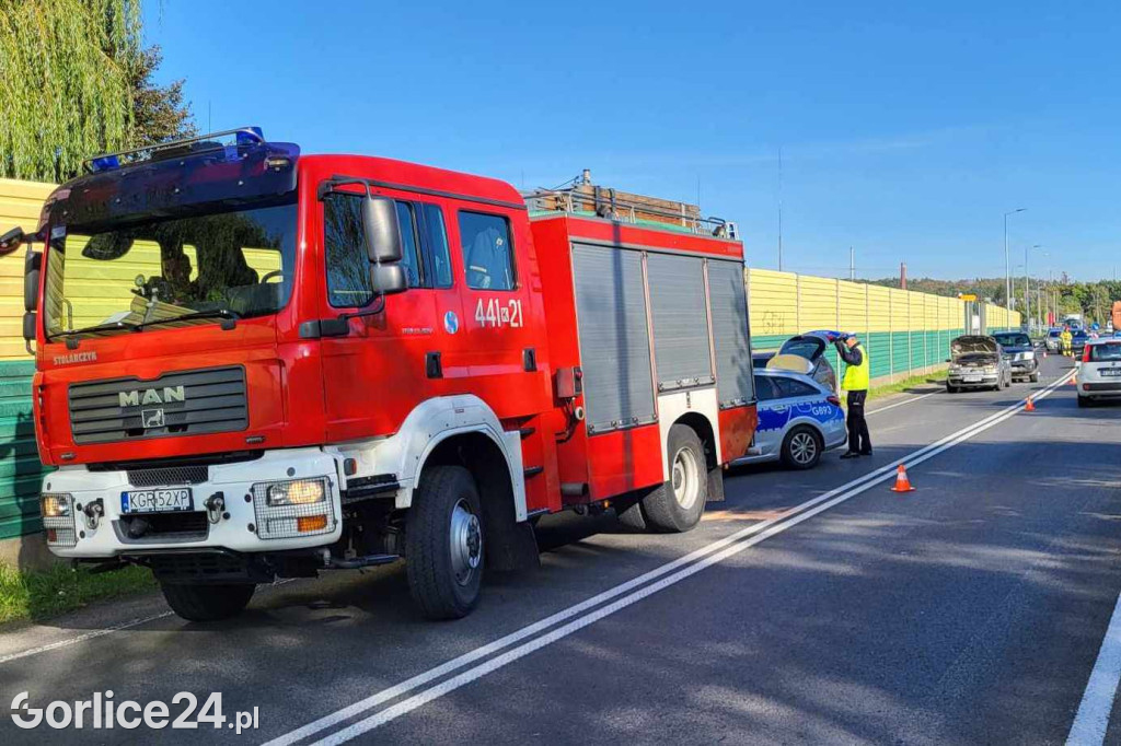 Kolizja 3 pojazdów na ulicy Parkowej (08.10.)