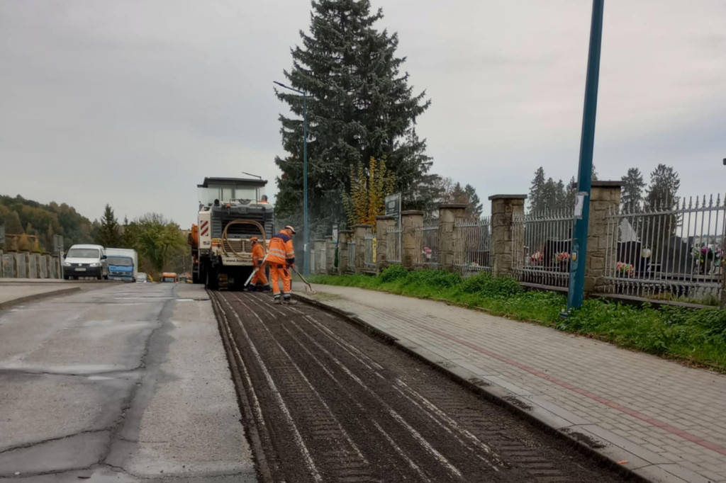 Remont ulicy Cmentarnej (15.10)