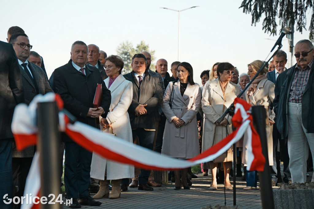Odsłonięcie Pomnika Henryka Klimontowicza (25.10.)