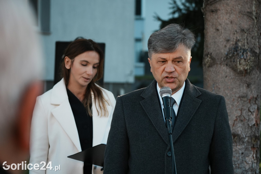 Odsłonięcie Pomnika Henryka Klimontowicza (25.10.)