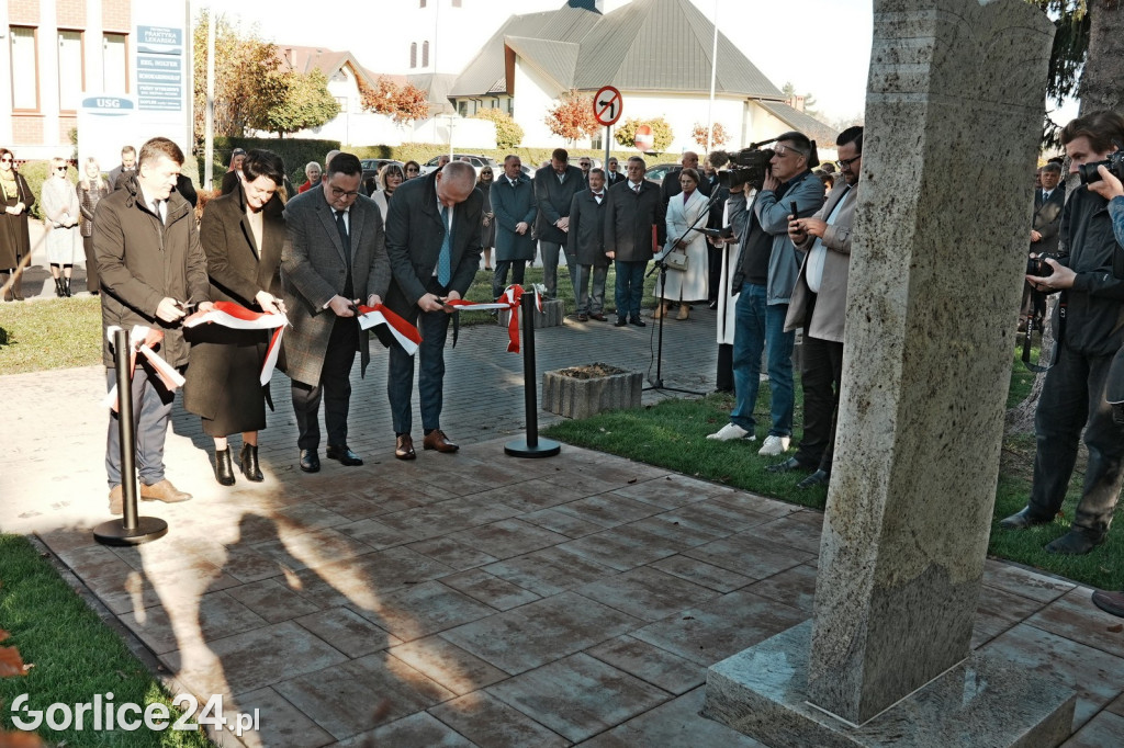 Odsłonięcie Pomnika Henryka Klimontowicza (25.10.)