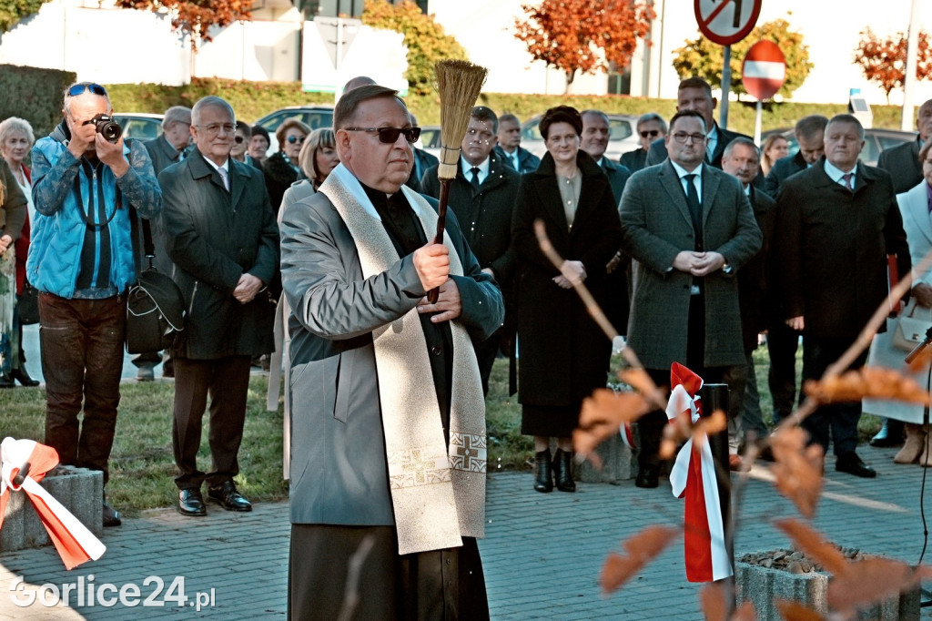 Odsłonięcie Pomnika Henryka Klimontowicza (25.10.)
