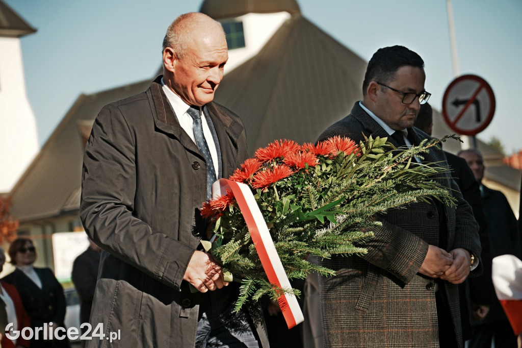 Odsłonięcie Pomnika Henryka Klimontowicza (25.10.)