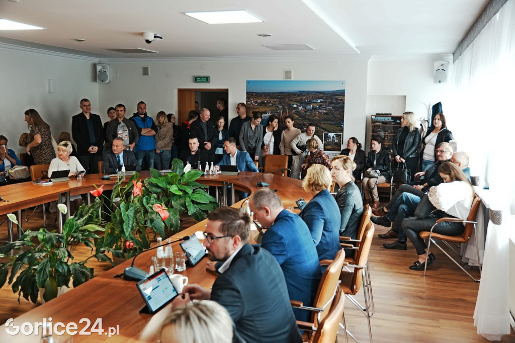 VII Sesja Rady Gminy Łużna (28.10.)