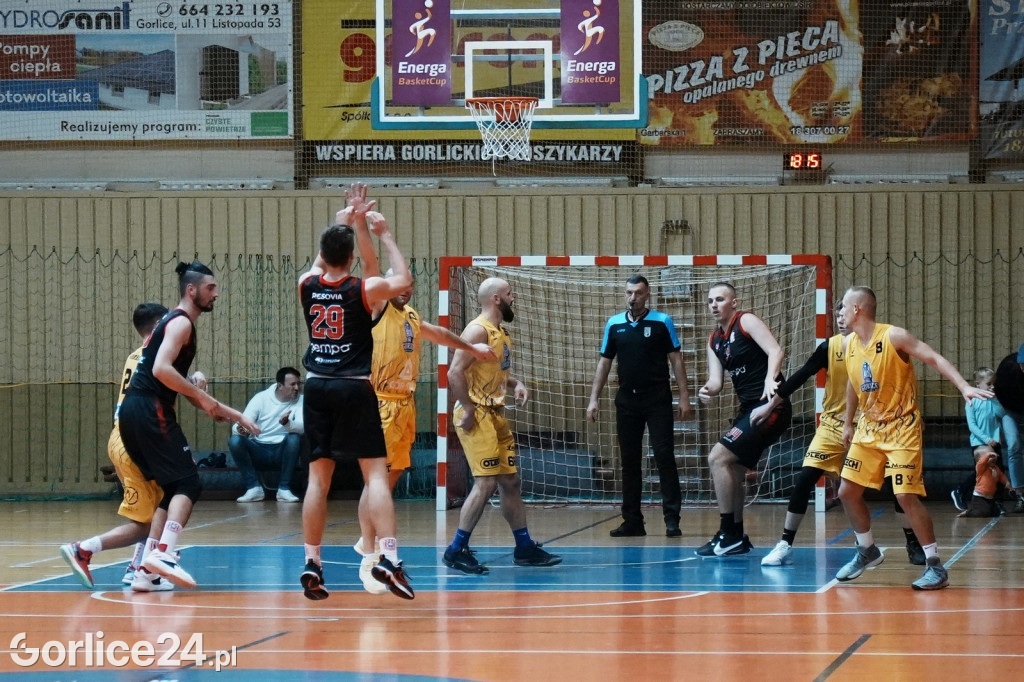 Koszykówka: MKS Gorlice vs Resovia II Rzeszów (03.11.)
