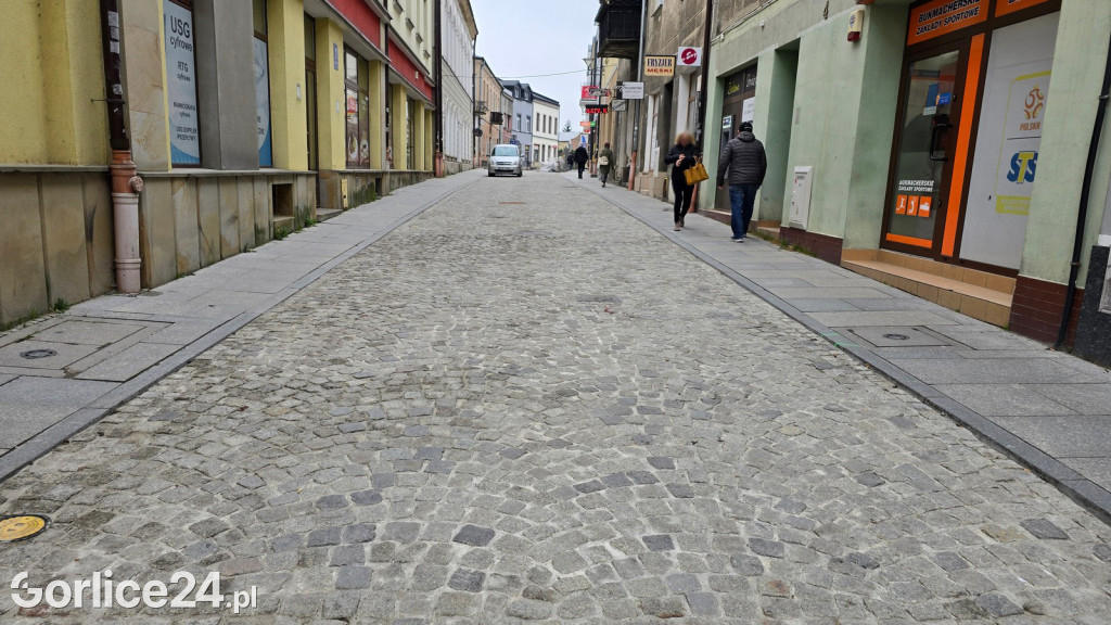 Remont ul. Piekarskiej na finiszu (09.11.)
