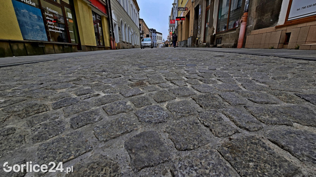 Remont ul. Piekarskiej na finiszu (09.11.)