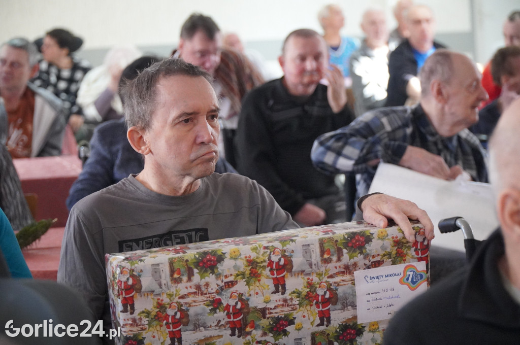 Wizyta Świętego Mikołaja w Domu Pomocy Społecznej w Gorlicach (06.12)