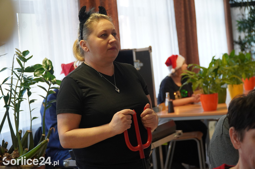 Wizyta Świętego Mikołaja w Domu Pomocy Społecznej w Gorlicach (06.12)