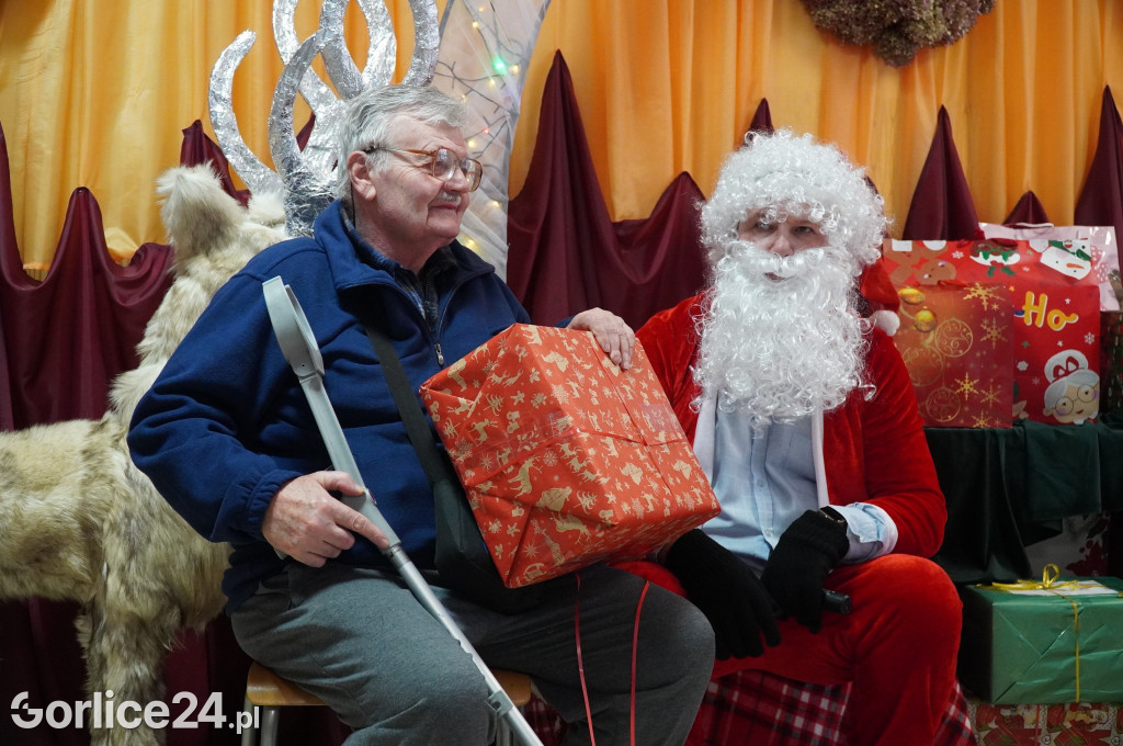 Wizyta Świętego Mikołaja w Domu Pomocy Społecznej w Gorlicach (06.12)