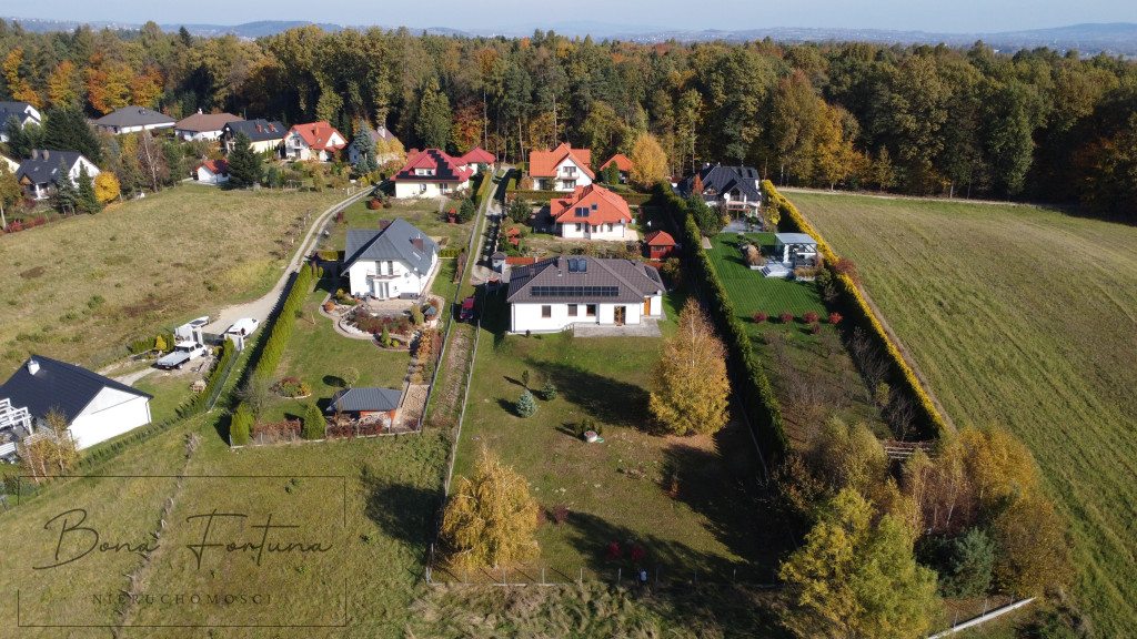 Urokliwa nieruchomość z panoramą na Beskid Niski