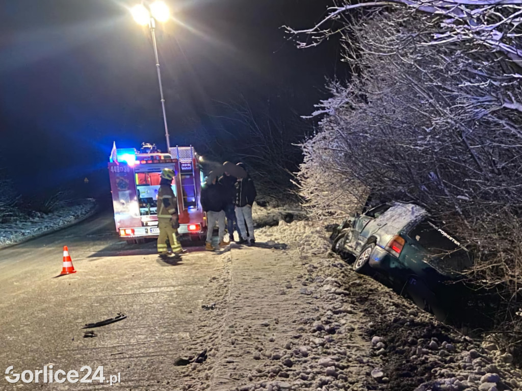 Zderzenie samochodów. Klimkówce (25.12.)