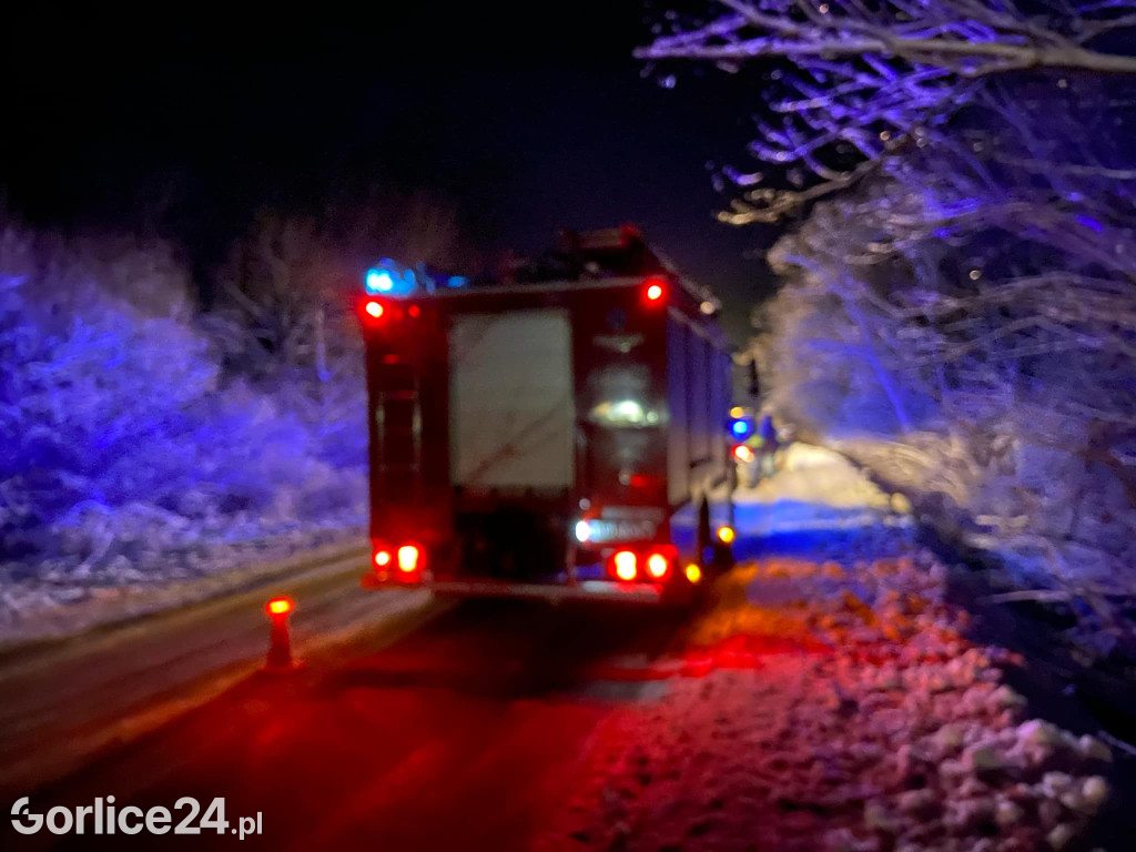 Zderzenie samochodów. Klimkówce (25.12.)