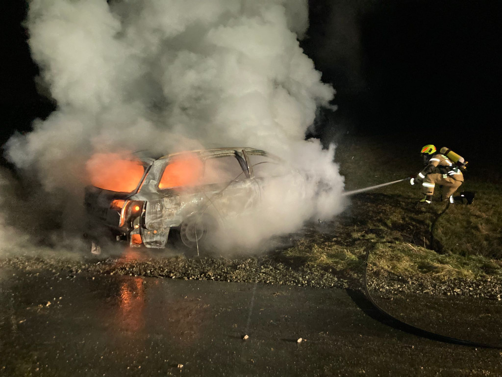 Pożar samochodu w Bednarce (07.01)