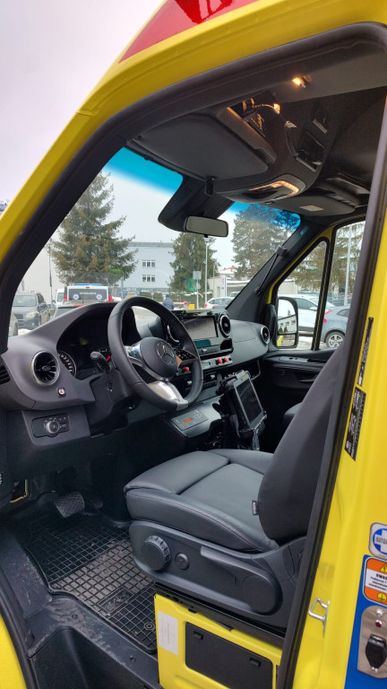 Nowy ambulans w gorlickim szpitalu