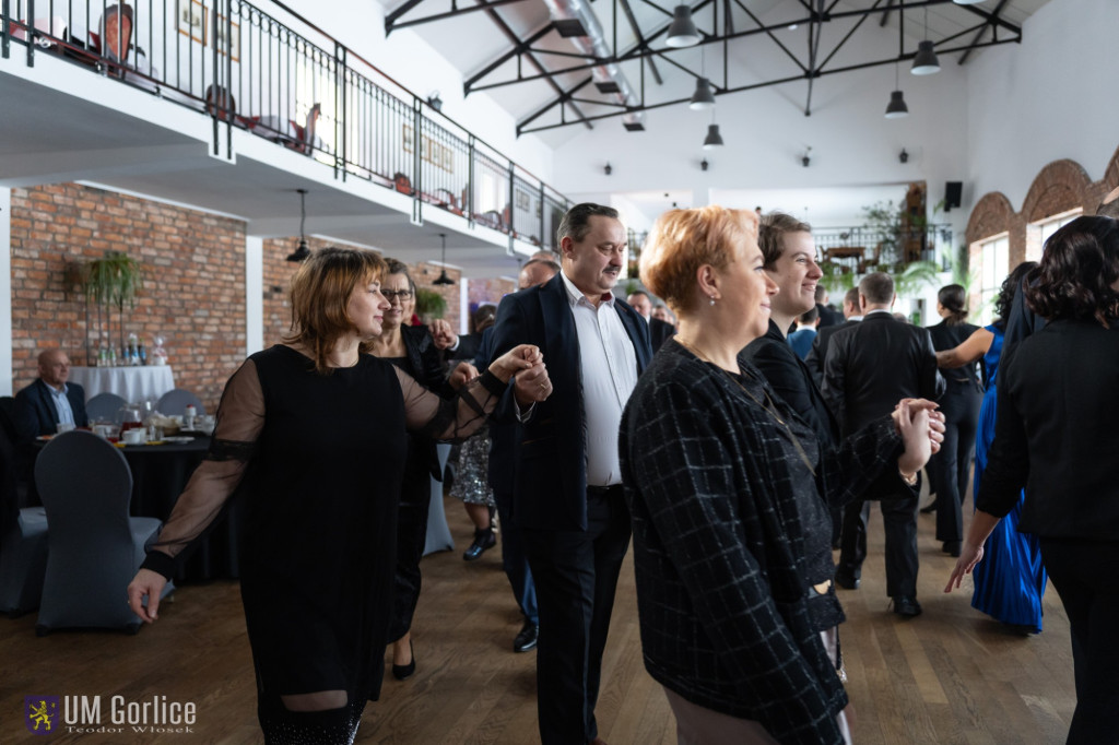 Noworoczny bal integracyjny Środowiskowego Domu Samopomocy