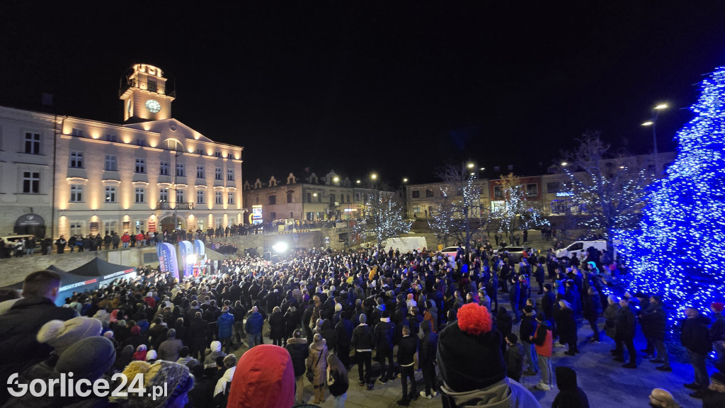 Mentzen w Gorlicach. Tłumy na Rynku (26.01.)