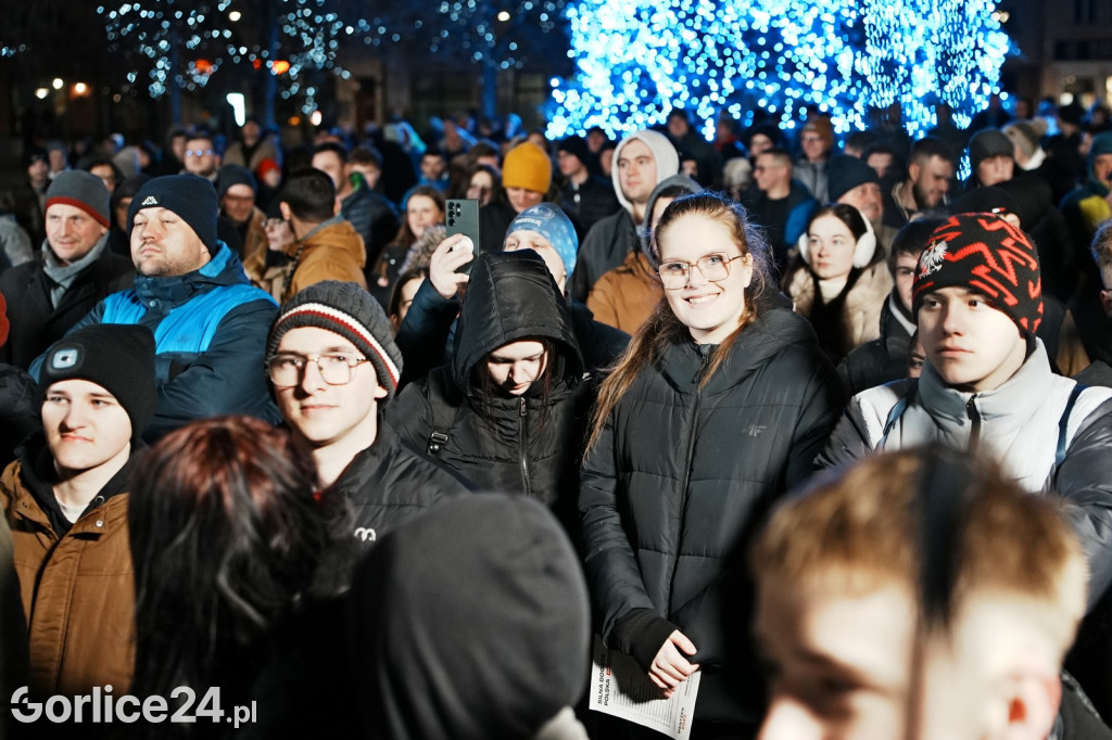 Mentzen w Gorlicach. Tłumy na Rynku (26.01.)