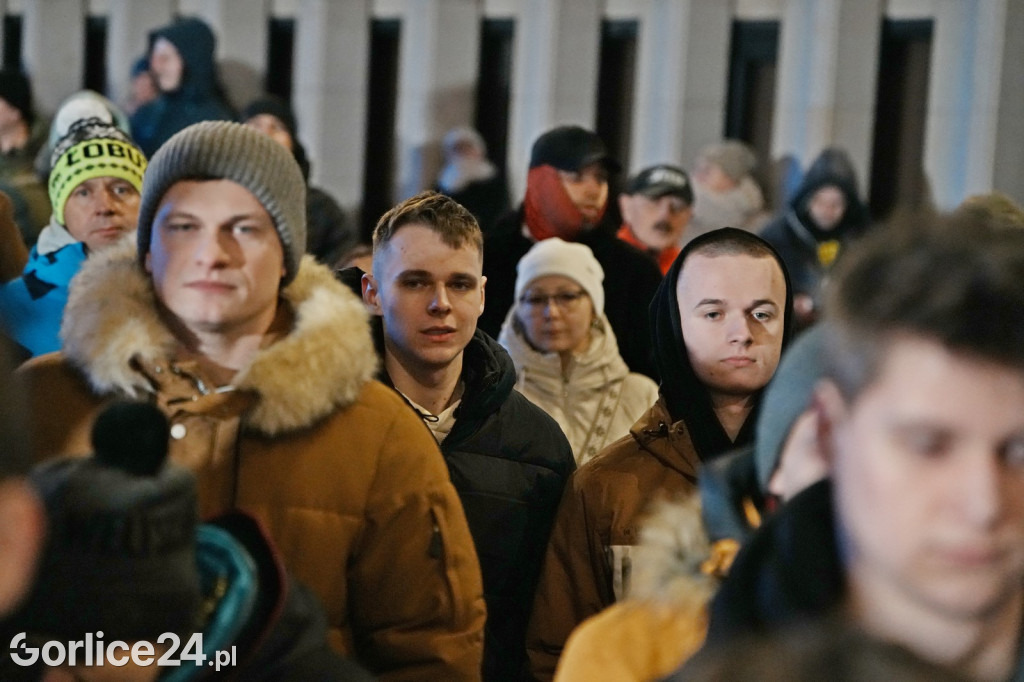 Mentzen w Gorlicach. Tłumy na Rynku (26.01.)