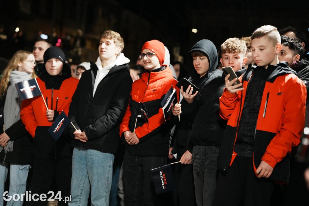 Mentzen w Gorlicach. Tłumy na Rynku (26.01.)