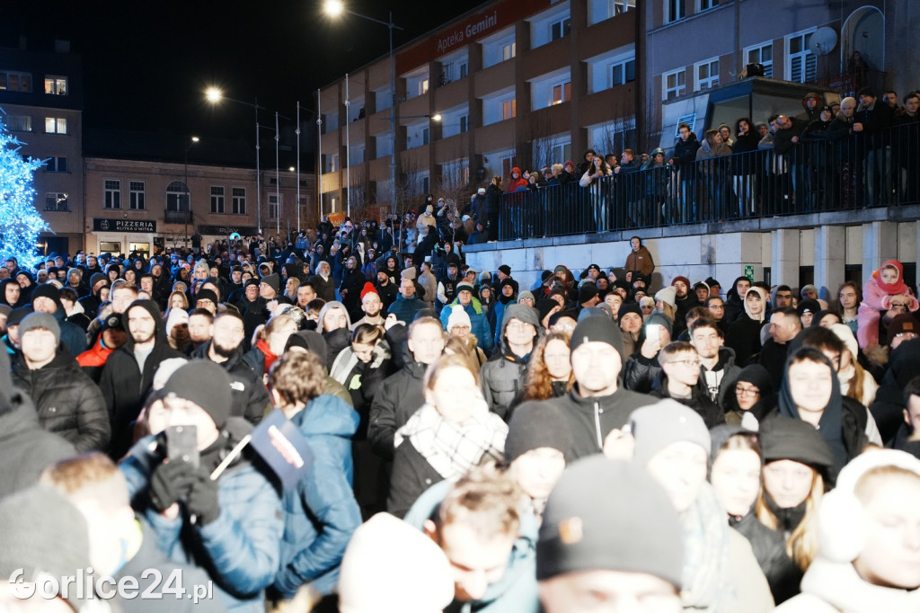 Mentzen w Gorlicach. Tłumy na Rynku (26.01.)