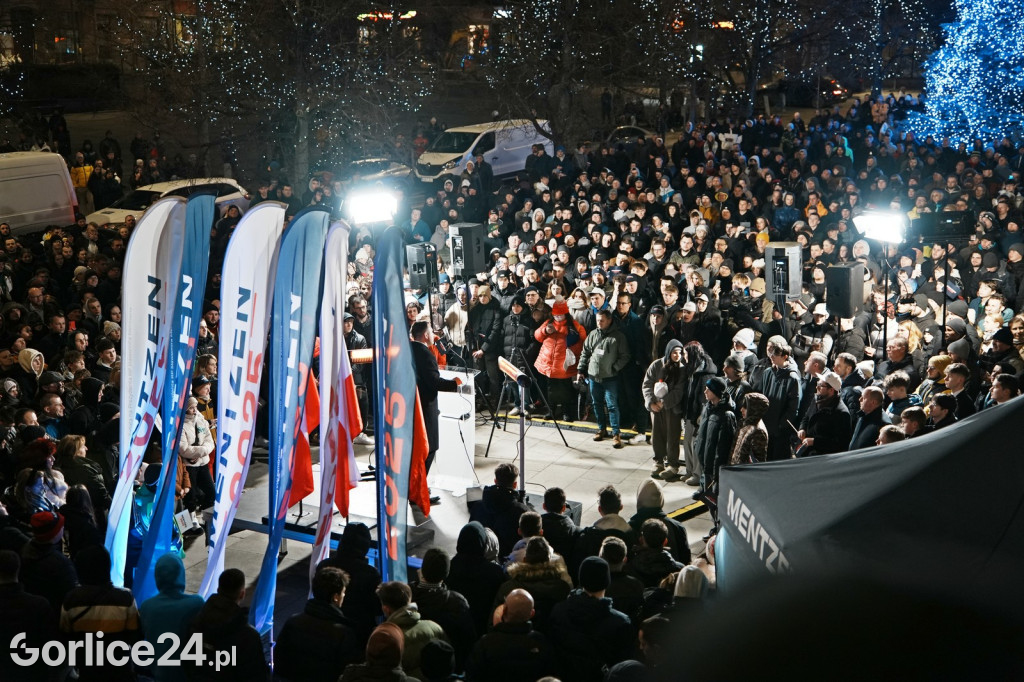 Mentzen w Gorlicach. Tłumy na Rynku (26.01.)