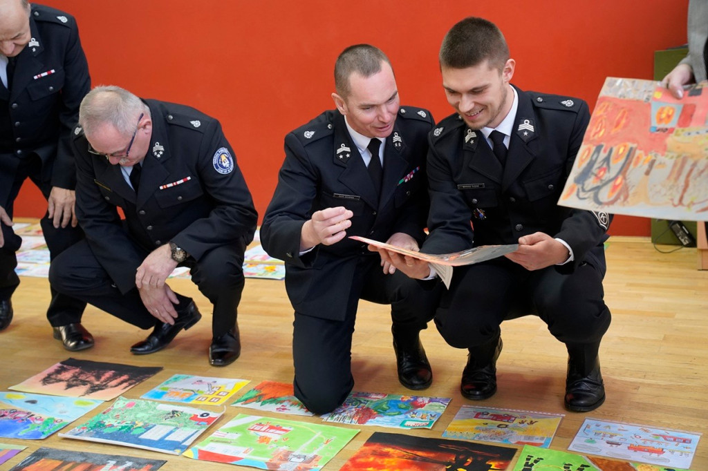 Strażacki konkurs plastyczny 2025