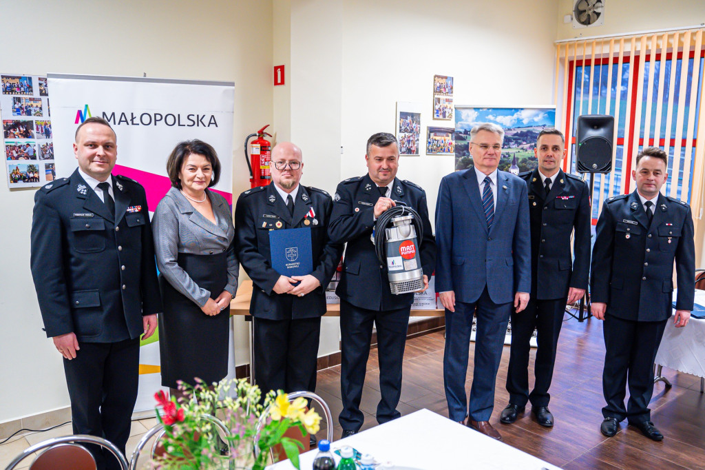 Przekazanie pomp strażackich dla OSP