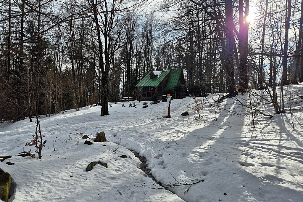 Schronisko na Magurze Małastowskiej