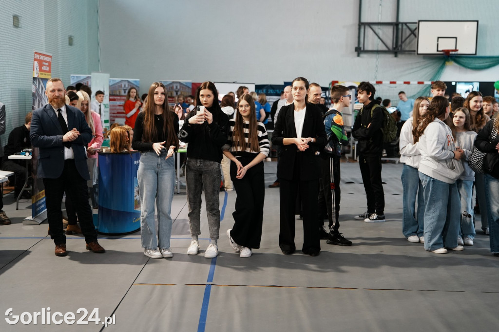 Gminna Giełda Zawodów w Uściu Gorlickim (14.02.)