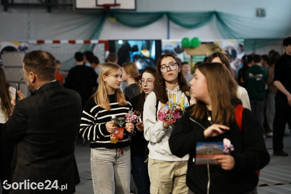 Gminna Giełda Zawodów w Uściu Gorlickim (14.02.)