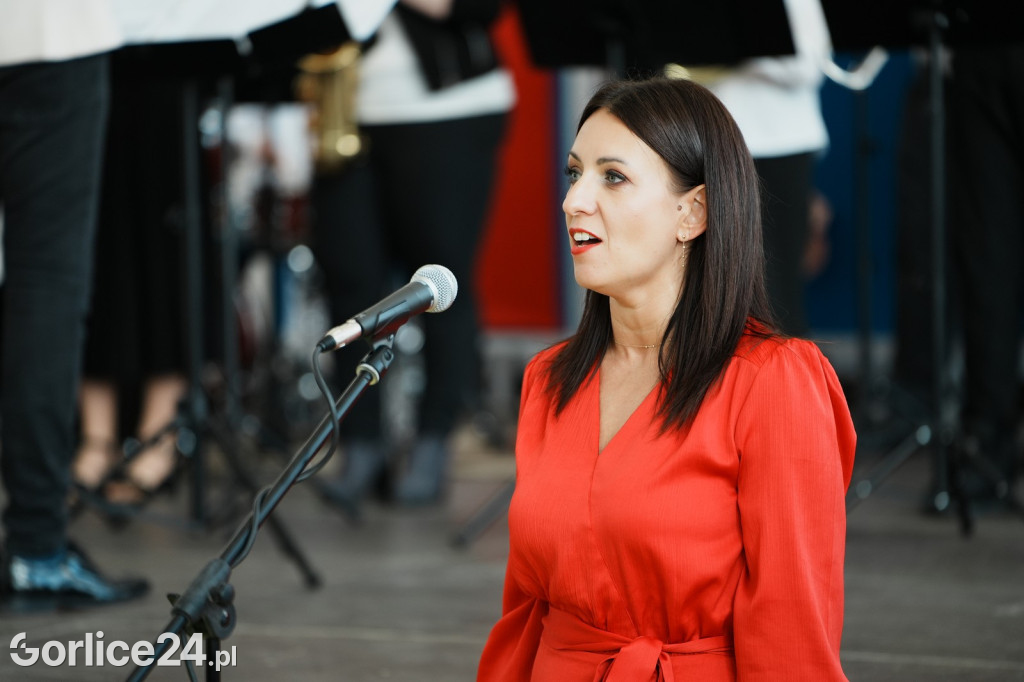 Otwarcie hali sportowej w Ropie (17.02.)