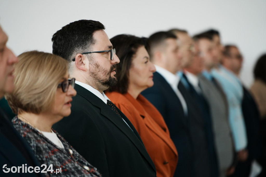 Otwarcie hali sportowej w Ropie (17.02.)
