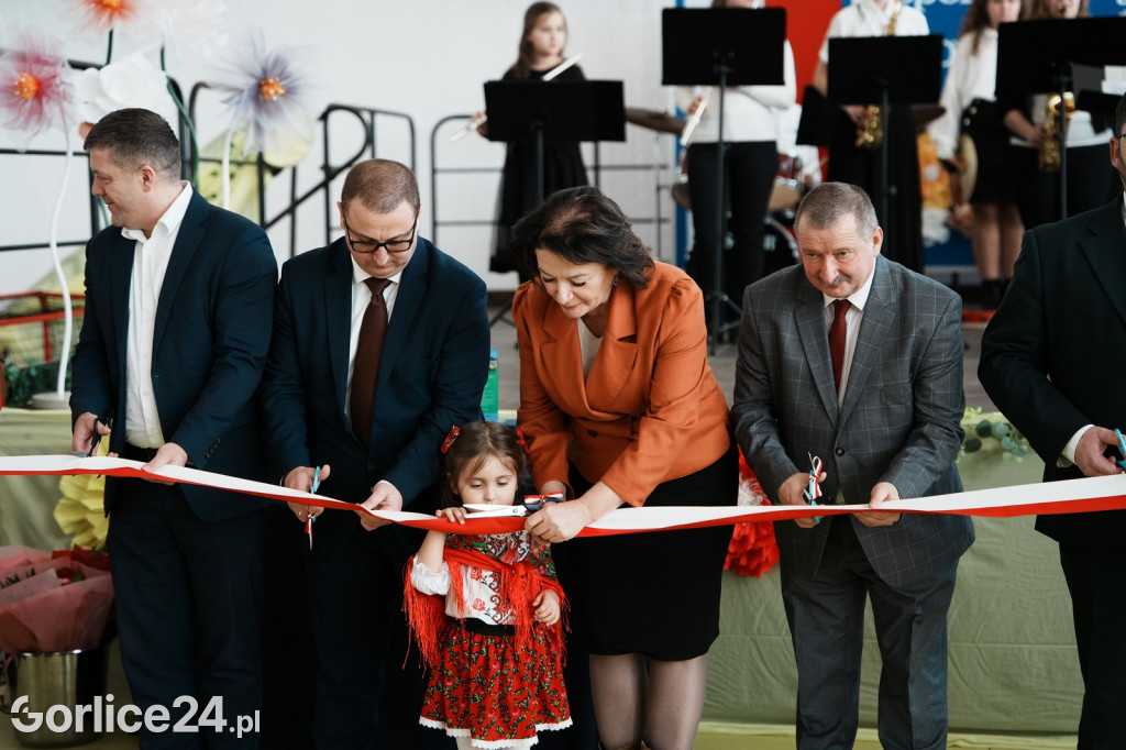 Otwarcie hali sportowej w Ropie (17.02.)