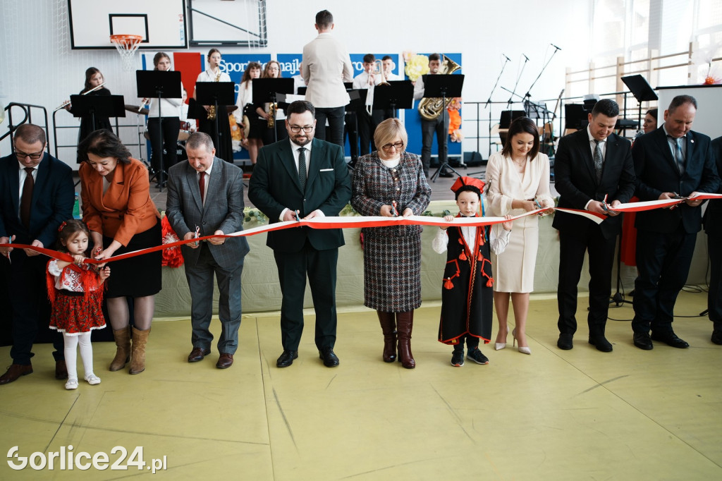 Otwarcie hali sportowej w Ropie (17.02.)