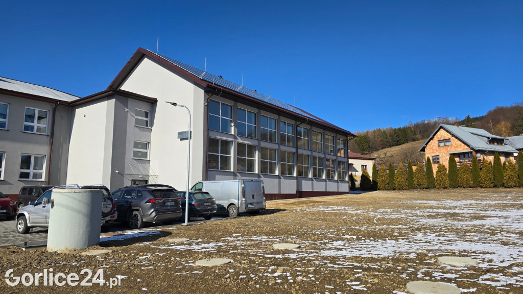 Otwarcie hali sportowej w Ropie (17.02.)