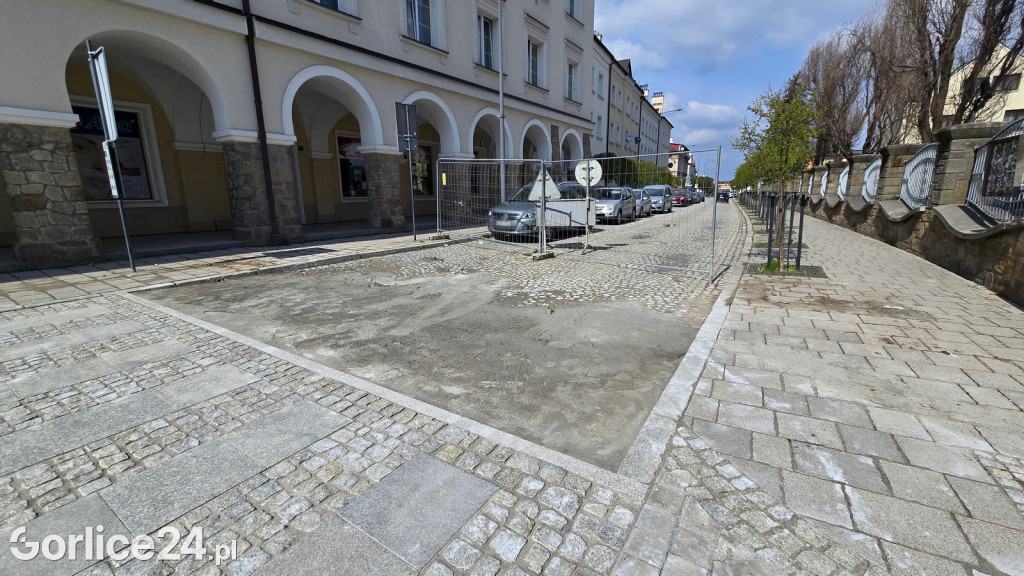 Remont uliczek przy Rynku (13.04.)