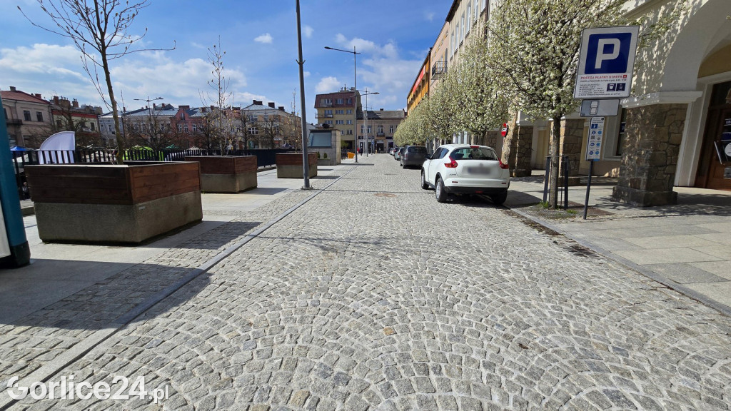 Remont uliczek przy Rynku (13.04.)