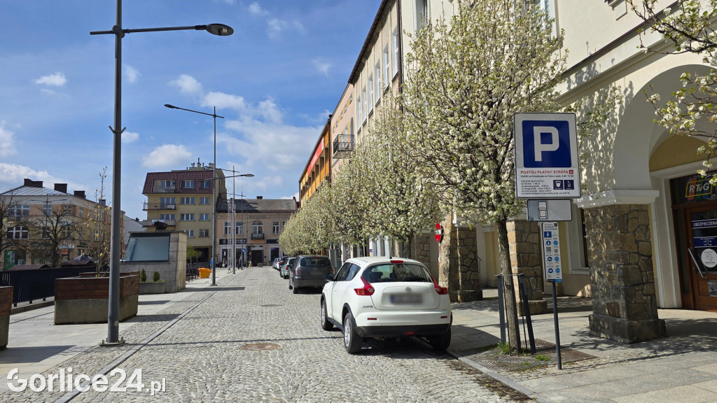 Remont uliczek przy Rynku (13.04.)
