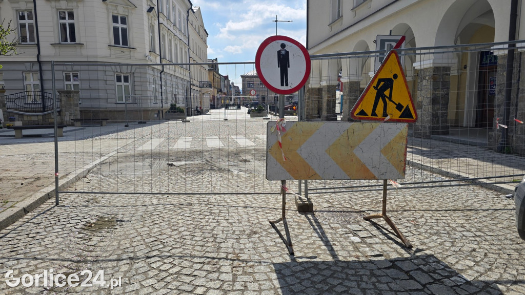 Remont uliczek przy Rynku (13.04.)