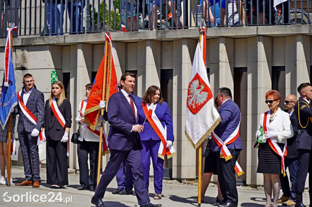 Pochód i musztra paradna w wykonaniu KaOSG (02.05)