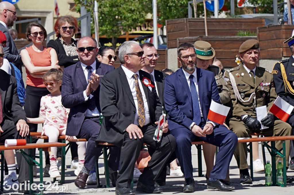 Pochód i musztra paradna w wykonaniu KaOSG (02.05)