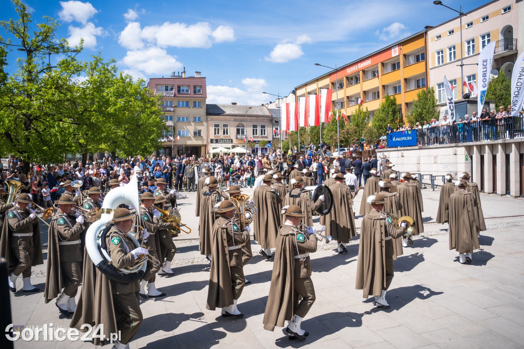 Pochód i musztra paradna w wykonaniu KaOSG (02.05)