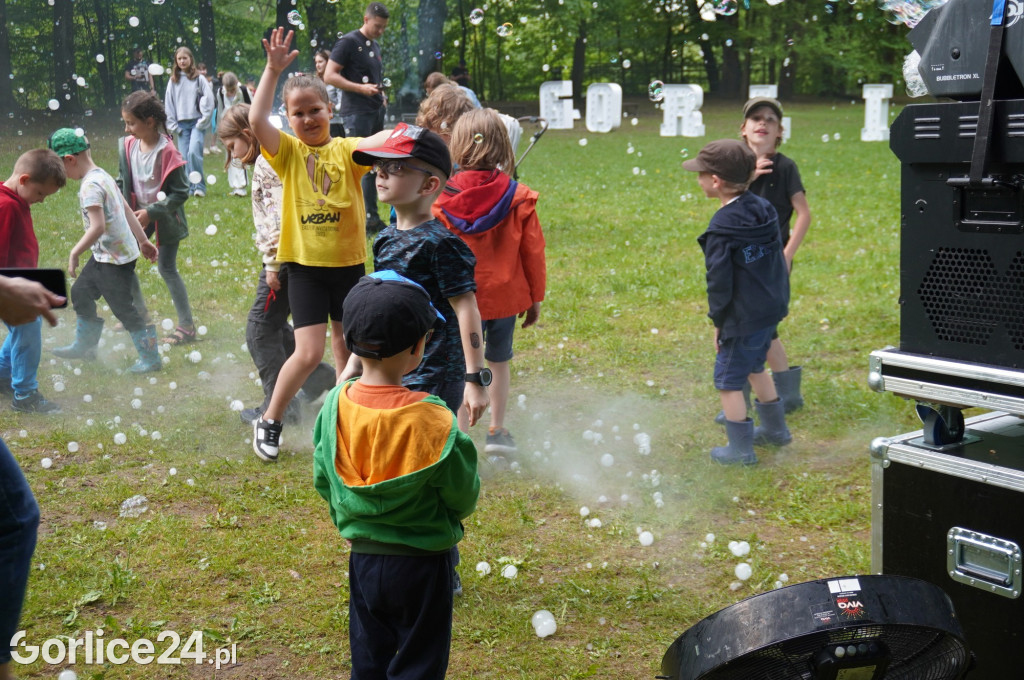 Bańkowa polana w parku miejskim (03.05)