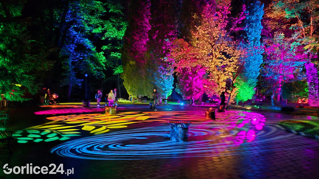 Festiwal Światła - iluminacja w Parku Miejskim (03.05.)